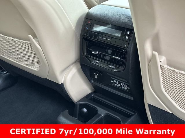 Certified 2023 Jeep Grand Cherokee L Limited w/ Luxury Tech Group II image 15