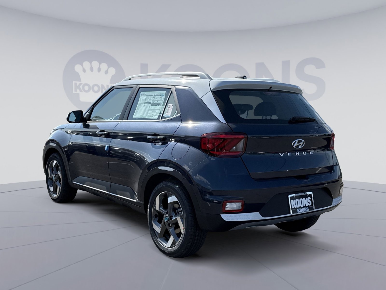 New 2026 Hyundai Venue SEL FWD image 4