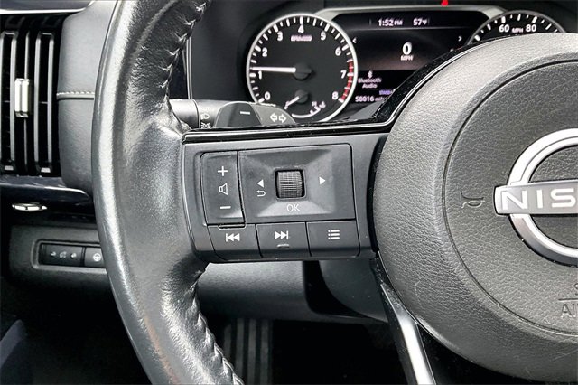 Used 2022 Nissan Pathfinder SV image 10