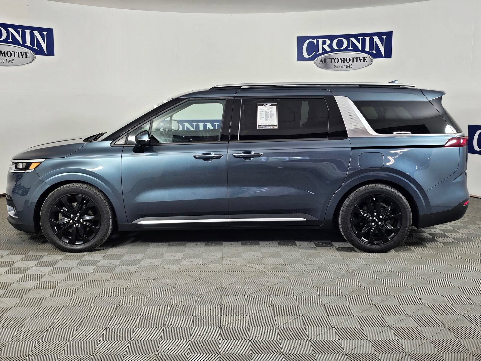 Used 2022 Kia Carnival SX Prestige FWD image 33