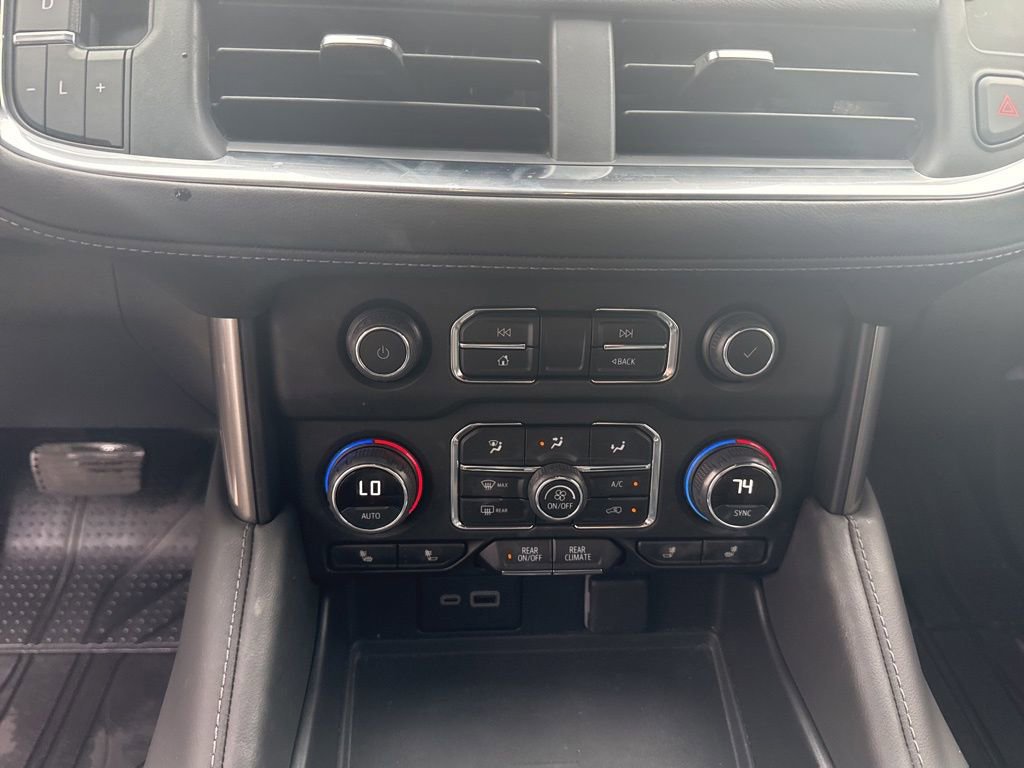 Used 2024 Chevrolet Tahoe Z71 w/ Luxury Package image 22