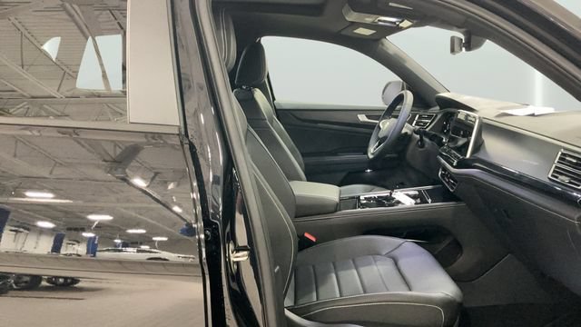 New 2026 Volkswagen Atlas Cross Sport SEL R-Line AWD/4WD image 12