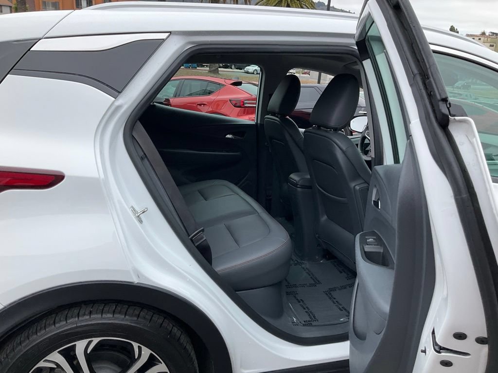 Used 2017 Chevrolet Bolt Premier FWD image 48