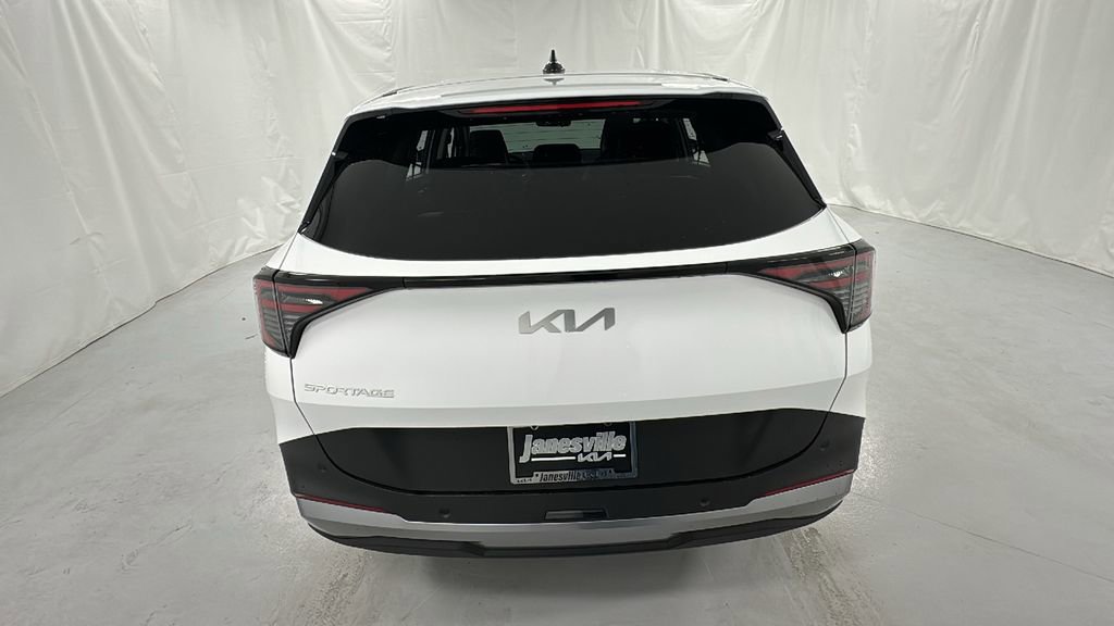 Used 2026 Kia Sportage EX image 4