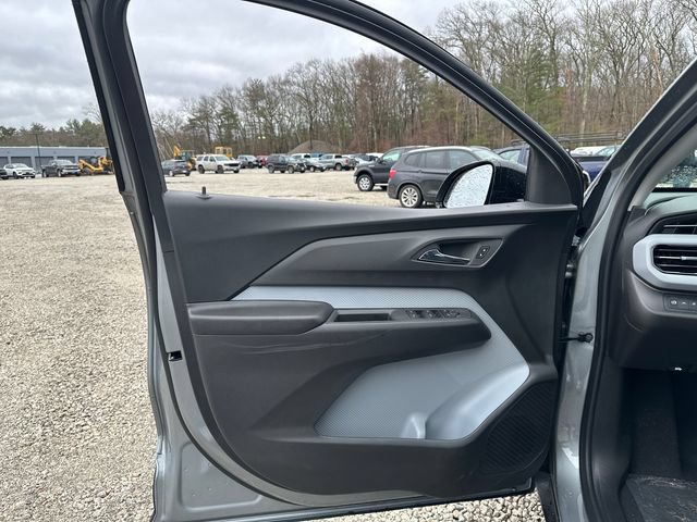 New 2027 Chevrolet Bolt RS FWD image 17