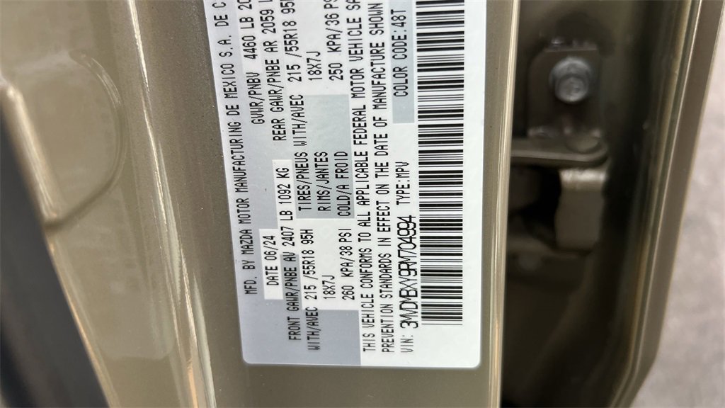 New 2024 MAZDA CX-30 Carbon image 62