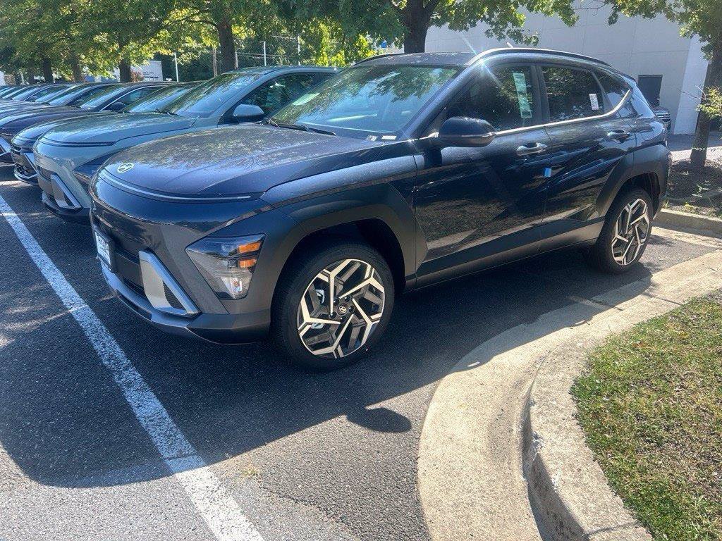 New 2027 Hyundai Kona SEL Sport FWD image 2