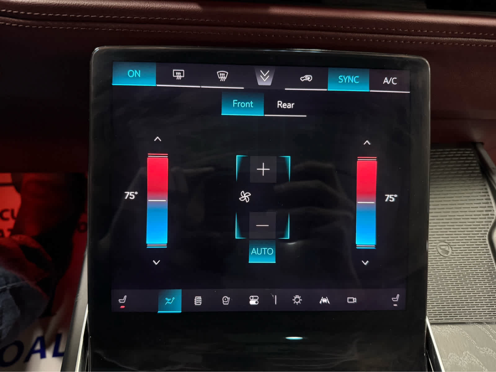 Used 2026 Cadillac Escalade Luxury w/ LPO, Floor Liner Package image 18