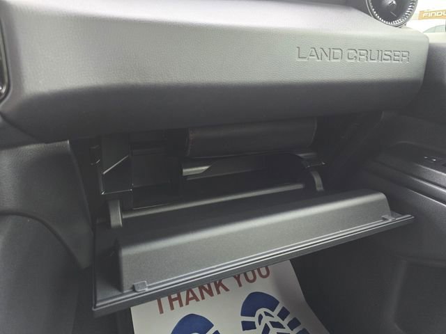 Used 2025 Toyota Land Cruiser image 27