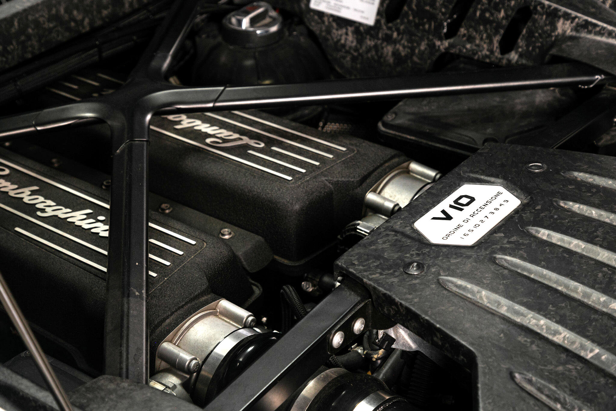 Used 2015 Lamborghini Huracan LP 610-4 image 10