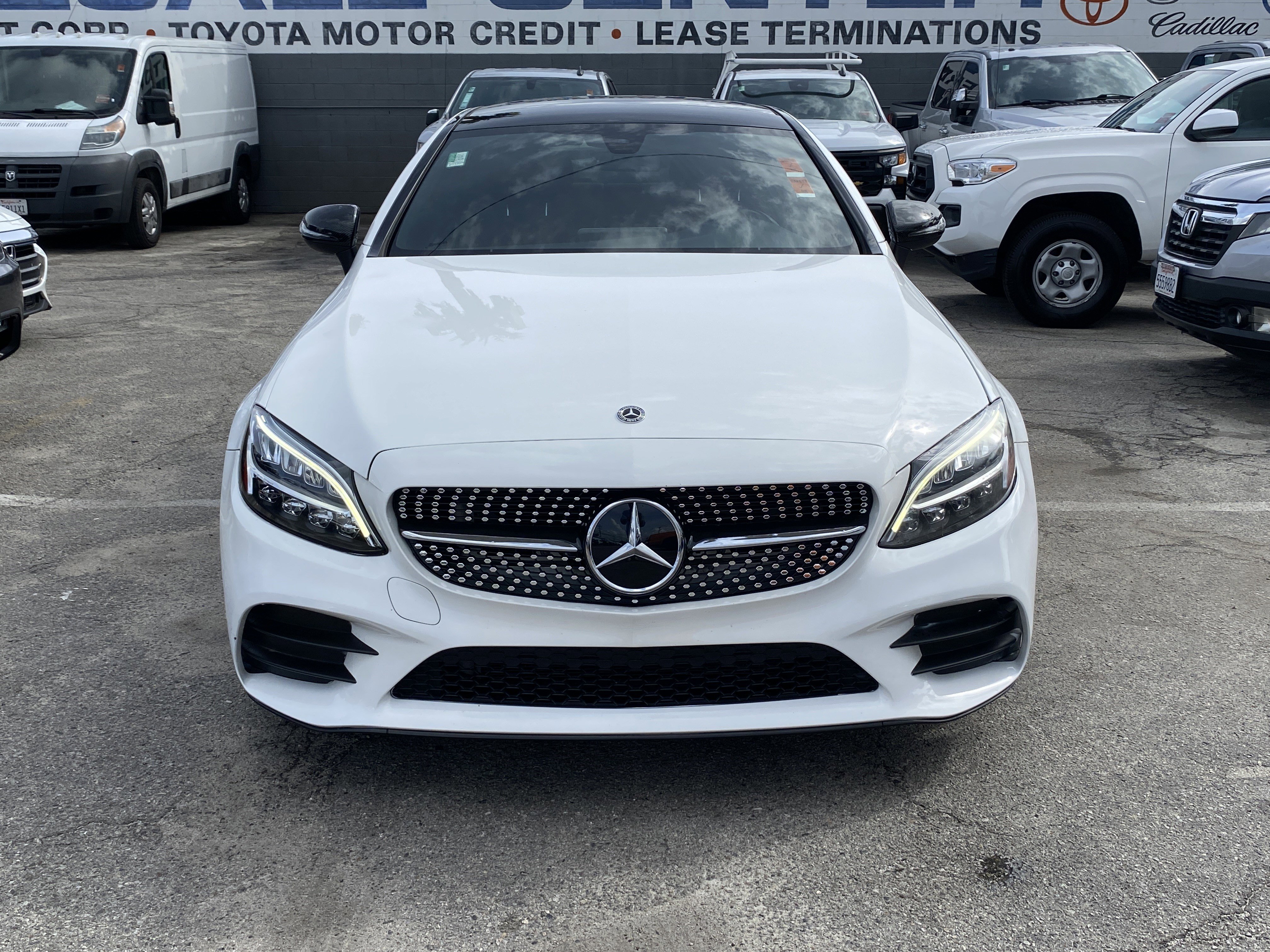Used 2019 Mercedes-Benz C 300 Coupe image 3