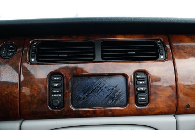 Used 2003 Jaguar XK8 Convertible image 36