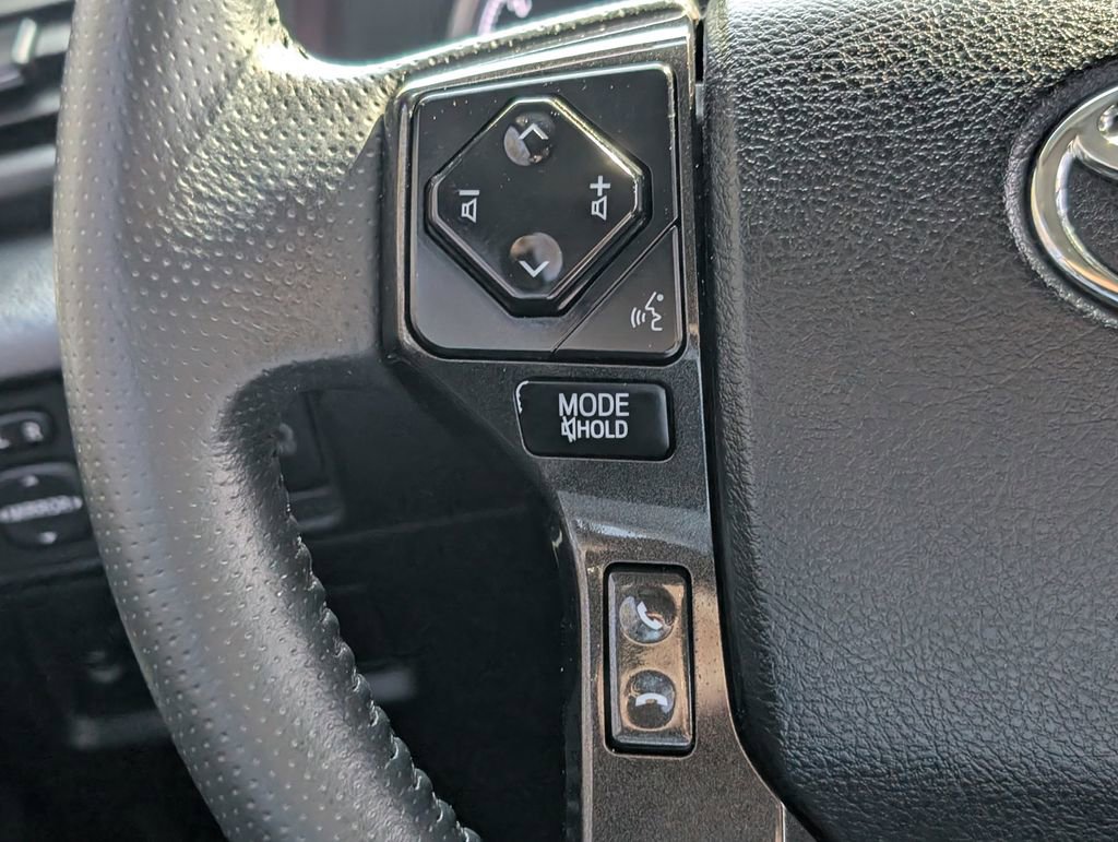 Used 2021 Toyota 4Runner TRD Off-Road image 19