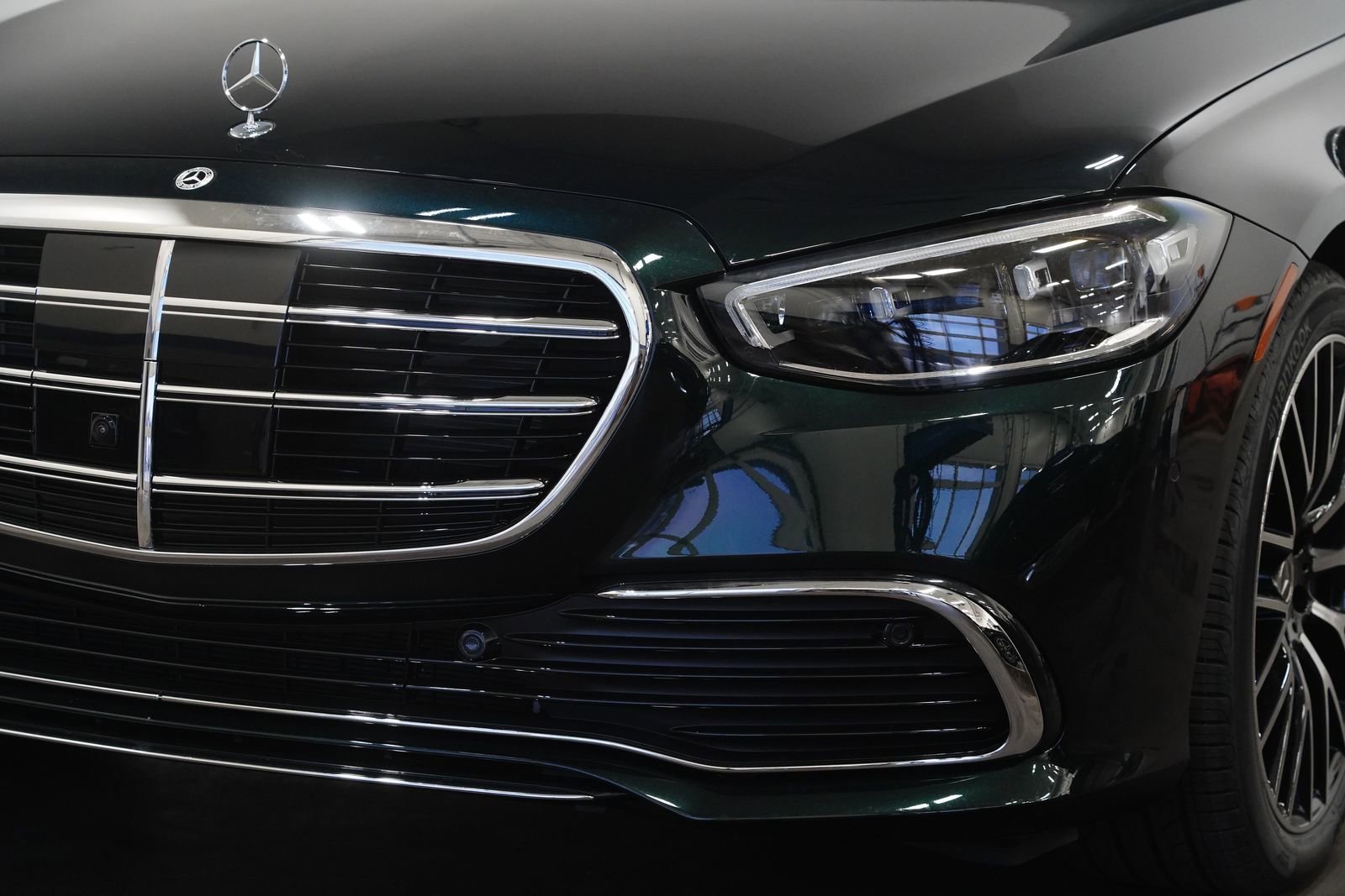 New 2026 Mercedes-Benz S 580 4MATIC Sedan image 11