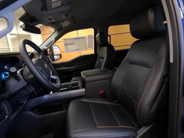 New 2026 Ford F250 Lariat w/ Black Appearance Package image 10