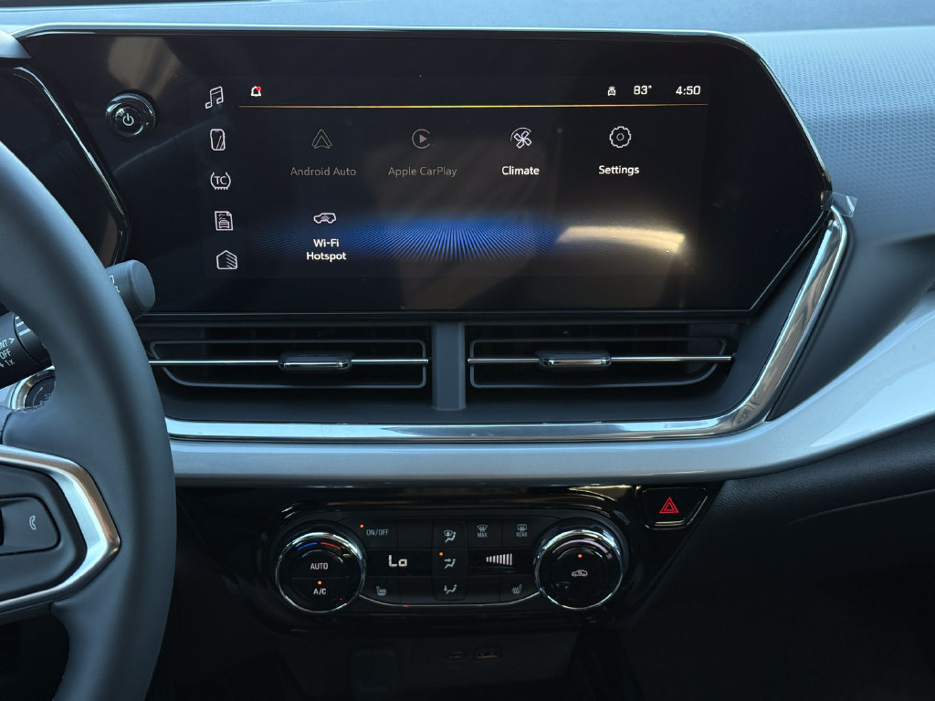 New 2026 Chevrolet Trax LT w/ LT Convenience Package FWD image 18