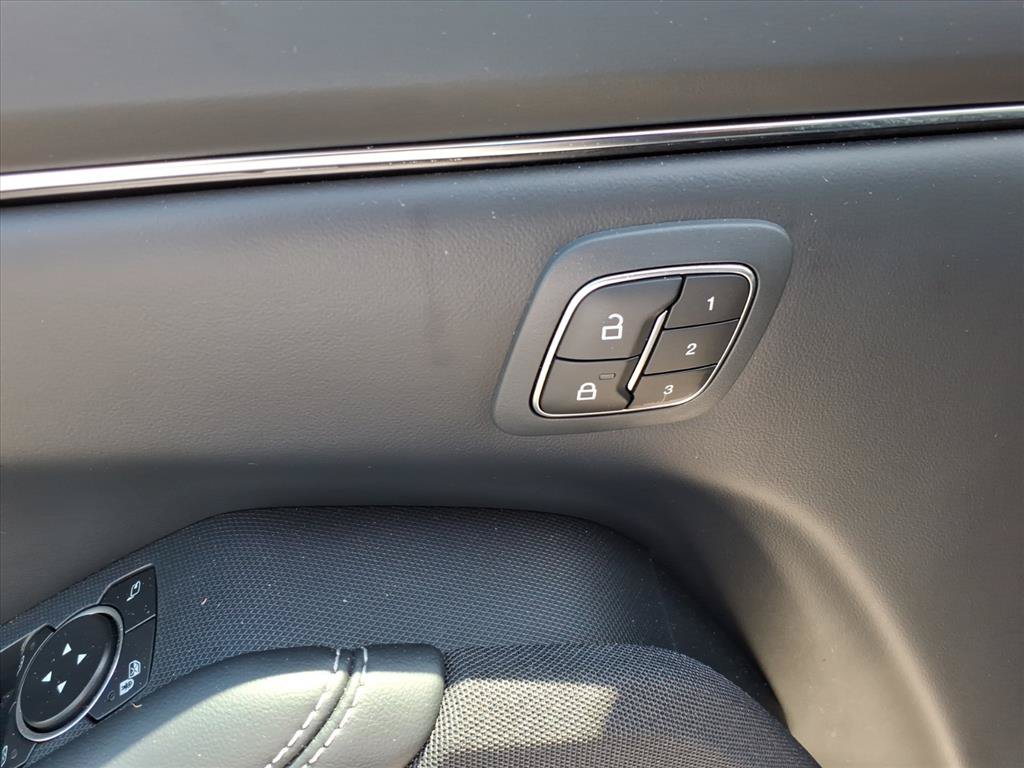 New 2023 Ford Mustang Mach-E Premium AWD/4WD image 28