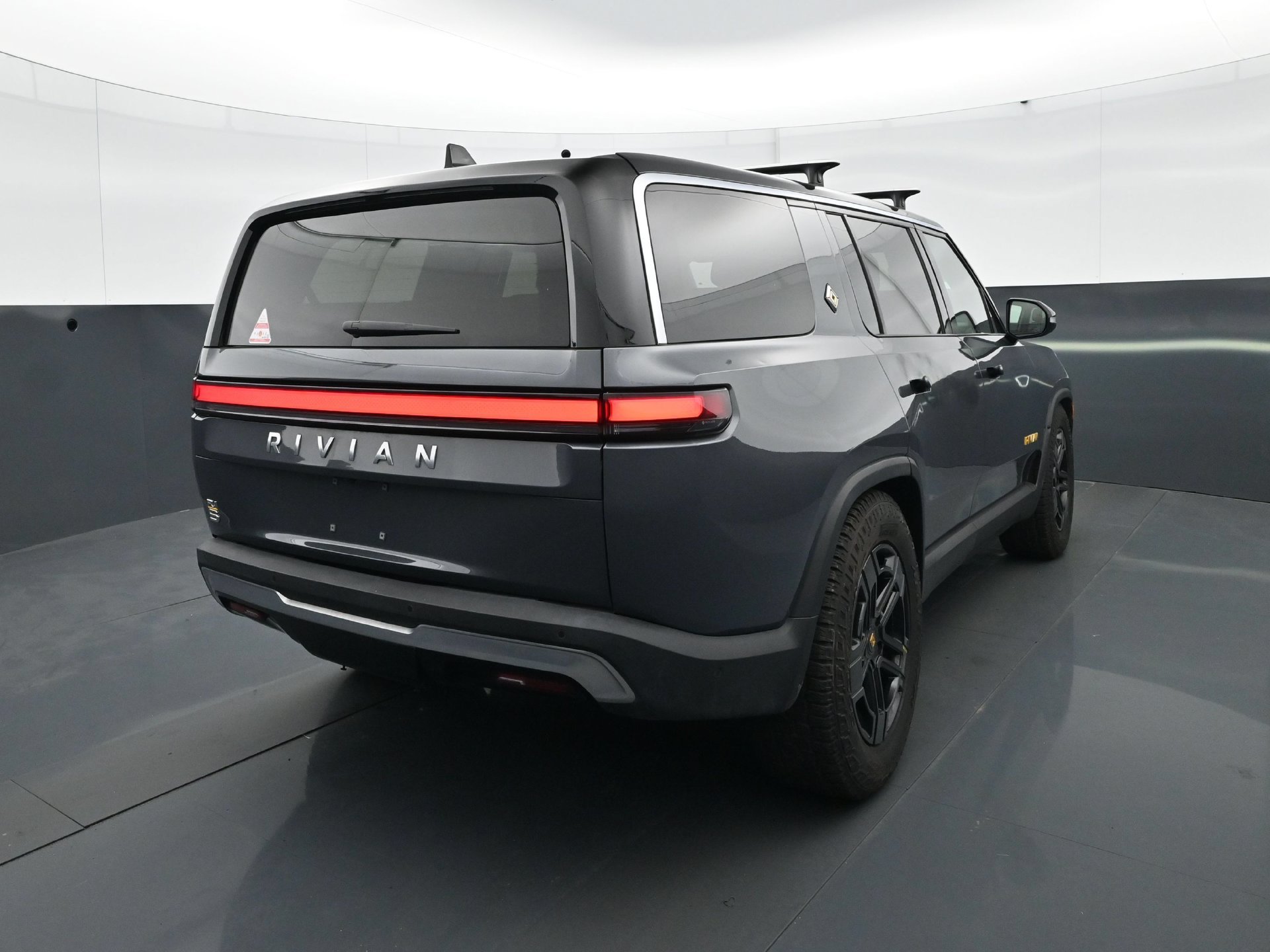 Used 2023 Rivian R1S Adventure Quad AWD/4WD image 6