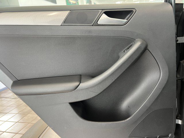 Used 2017 Volkswagen Jetta S FWD image 30