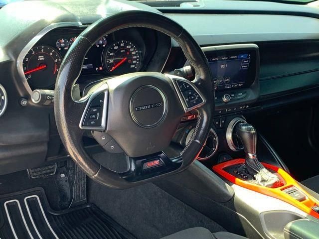 Used 2021 Chevrolet Camaro SS image 17