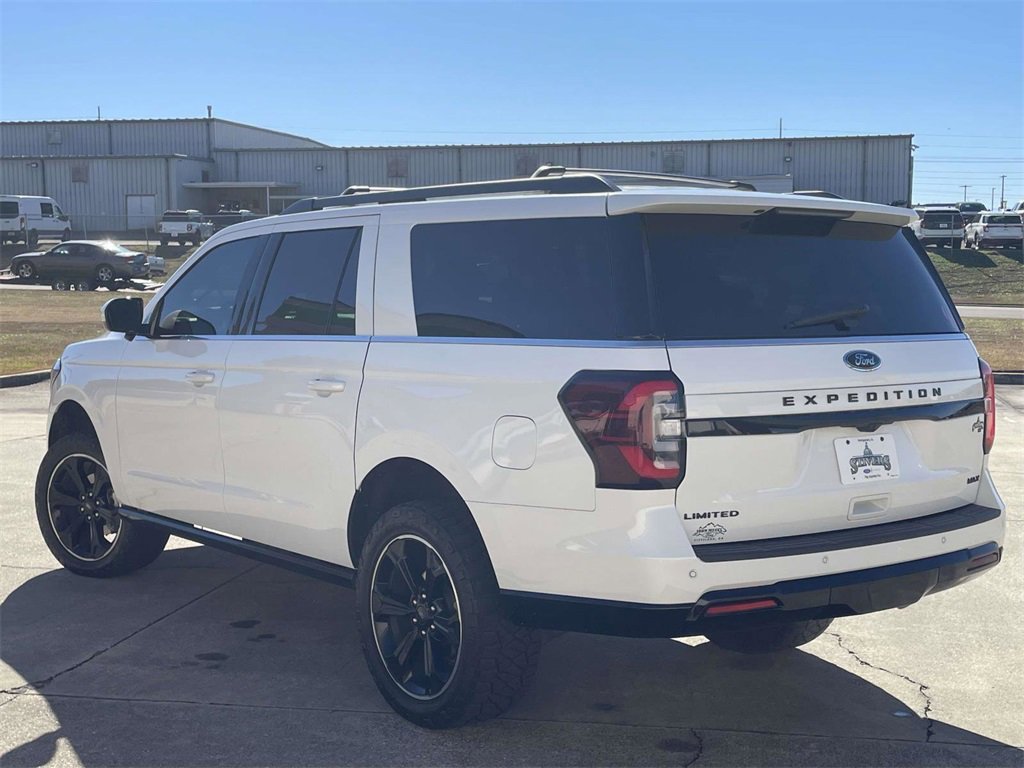 Used 2023 Ford Expedition Max Limited image 5