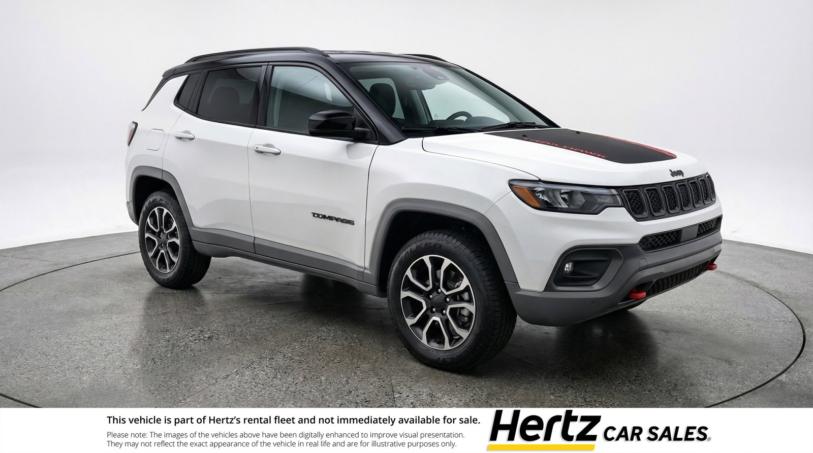 Used 2025 Jeep Compass Trailhawk image 1