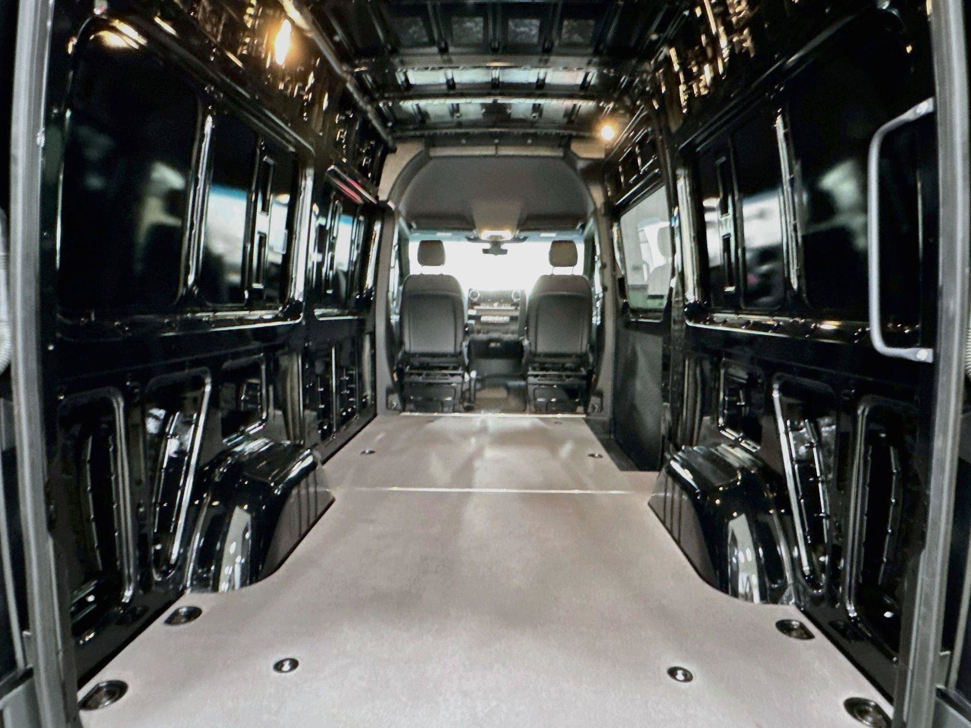 Used 2026 Mercedes-Benz Sprinter 2500 image 5