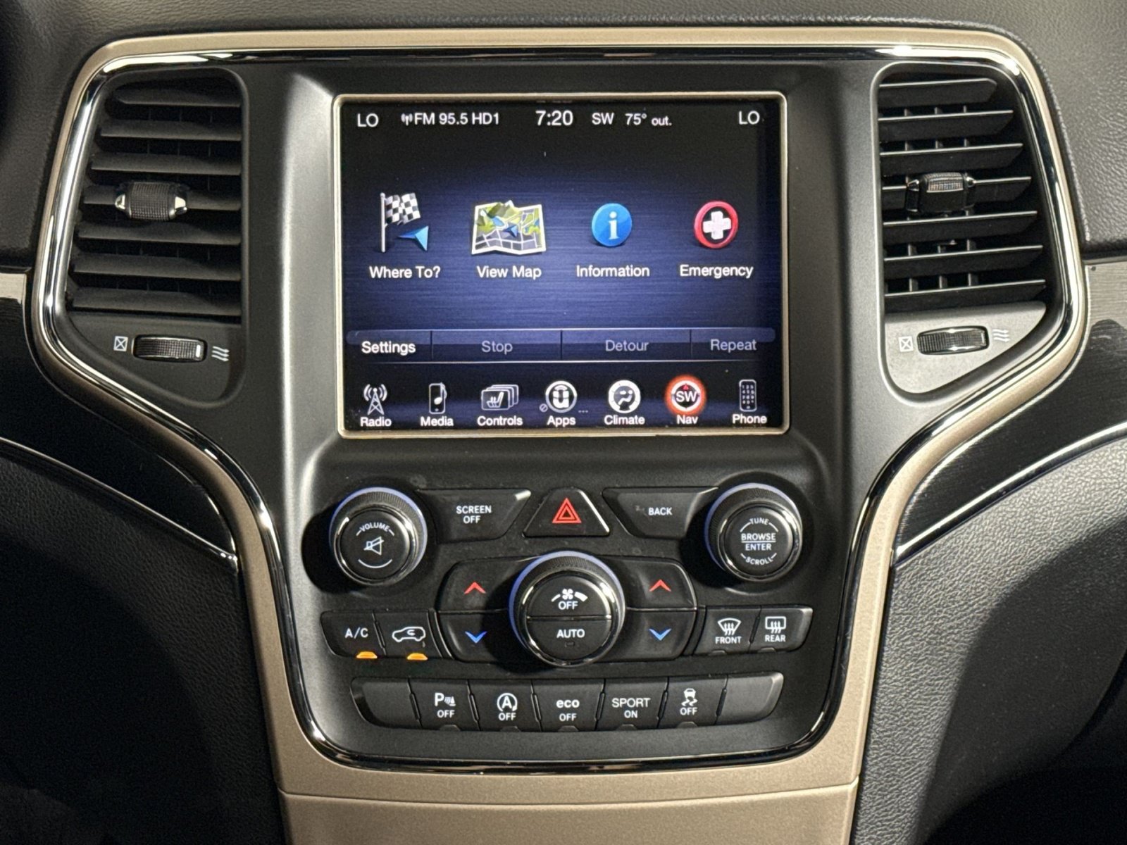 Used 2016 Jeep Grand Cherokee Limited 75th Anniversary AWD/4WD image 20