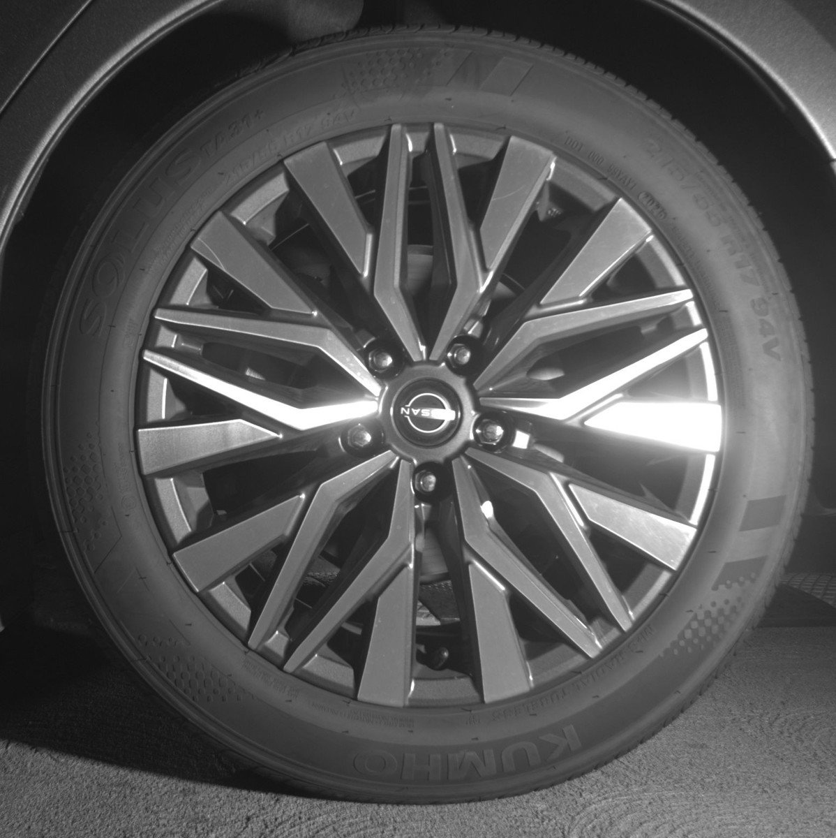 Used 2025 Nissan Altima 2.5 SV image 14