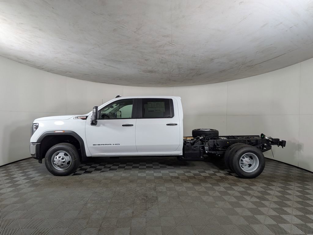 New 2026 GMC Sierra 3500 Pro w/ Convenience Package AWD/4WD image 3