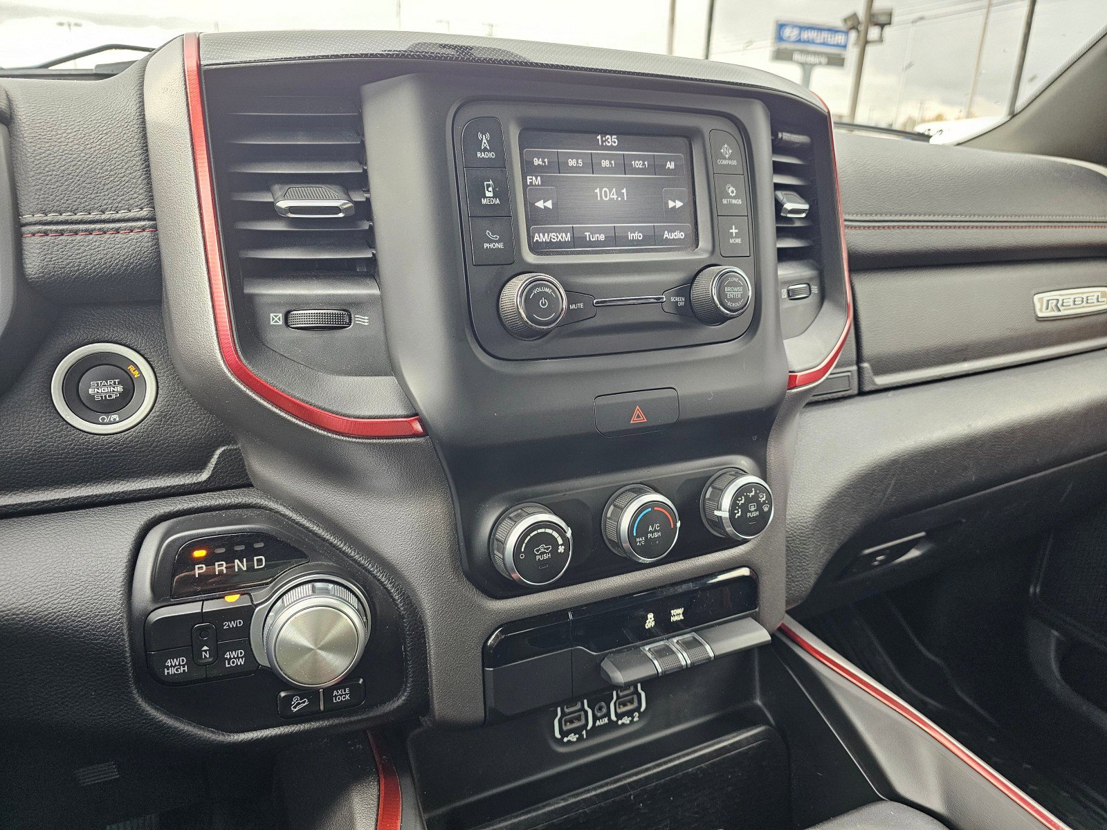 Used 2019 RAM 1500 Rebel image 33