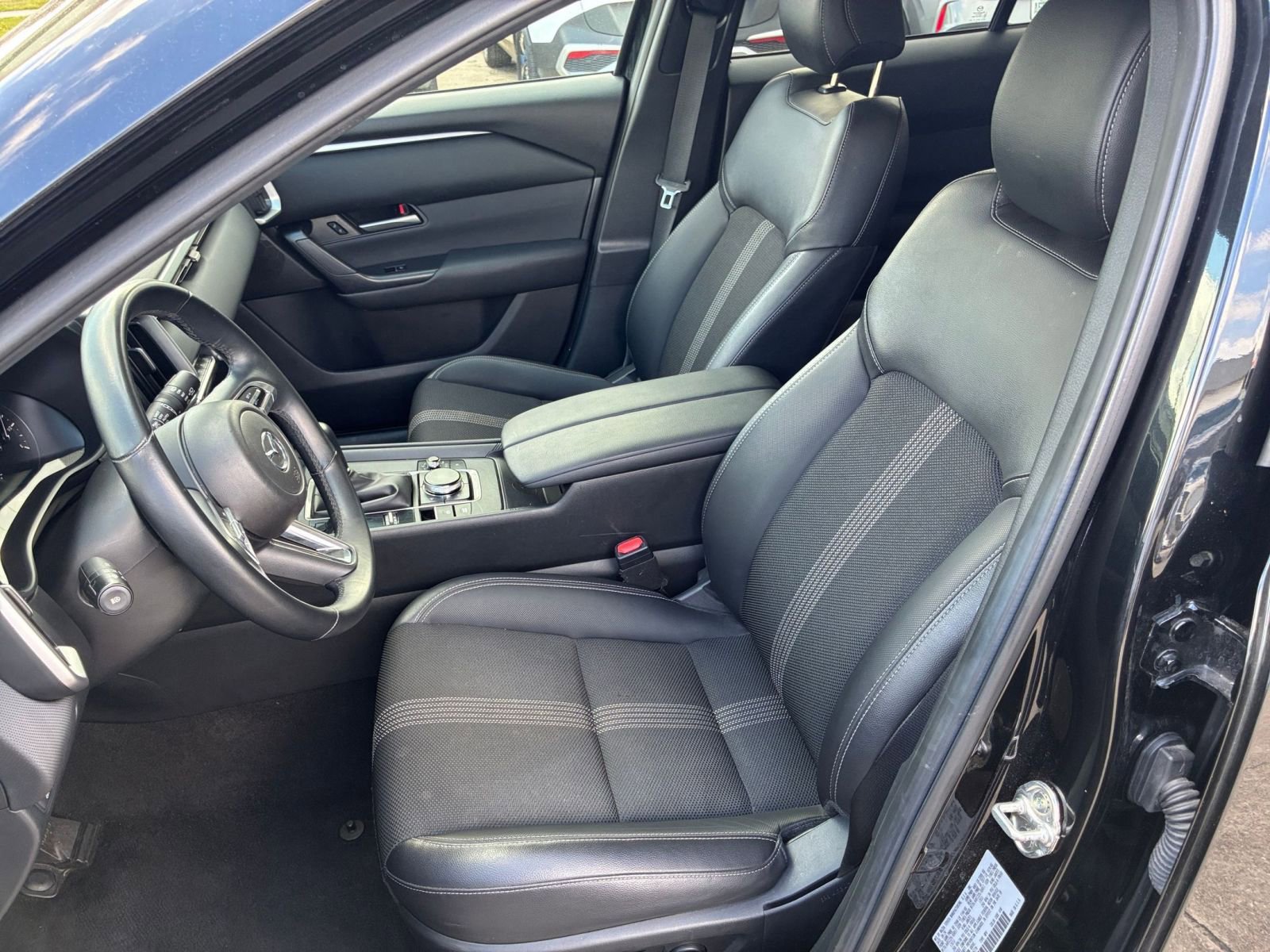 Used 2025 MAZDA CX-50 AWD 2.5 S w/ Preferred Package image 23