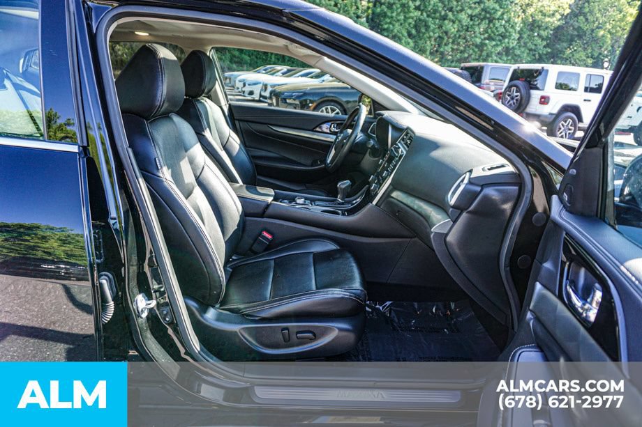 Used 2023 Nissan Maxima SL FWD image 22
