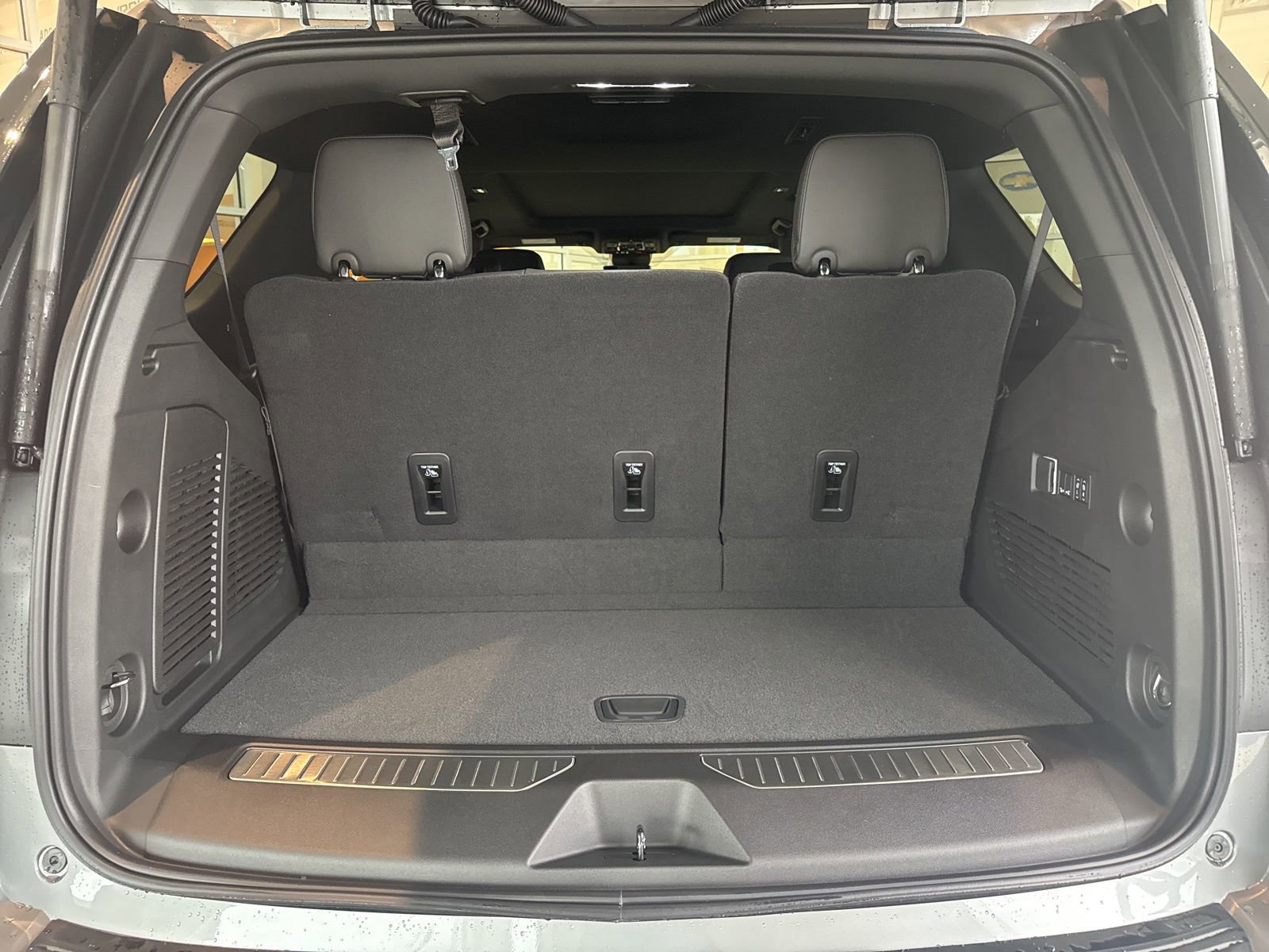 New 2026 Chevrolet Tahoe High Country w/ Sun And Tow Package image 11