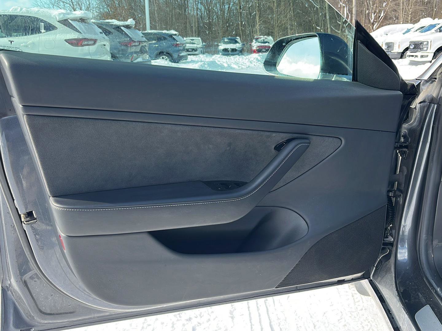 Used 2018 Tesla Model 3 Long Range image 9