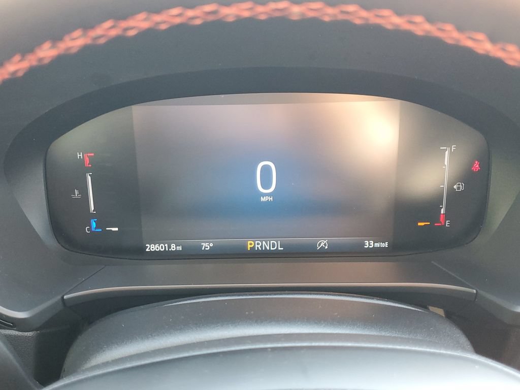 Used 2025 Ford Escape ST-Line Select AWD/4WD image 17