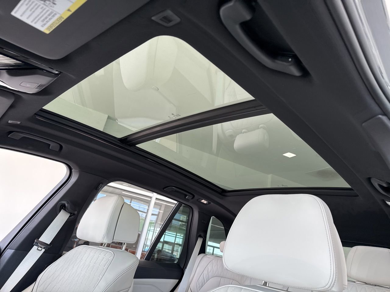 New 2026 BMW X5 xDrive40i AWD/4WD image 17