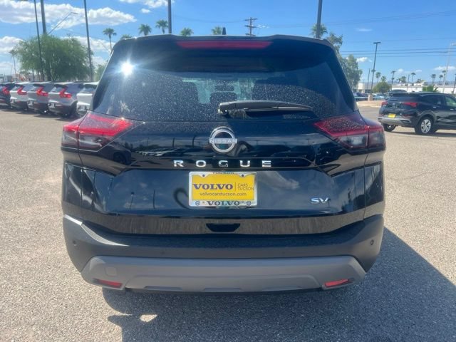 Used 2023 Nissan Rogue SV FWD image 4