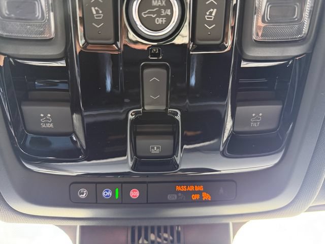 New 2026 Chevrolet Suburban High Country AWD/4WD image 29