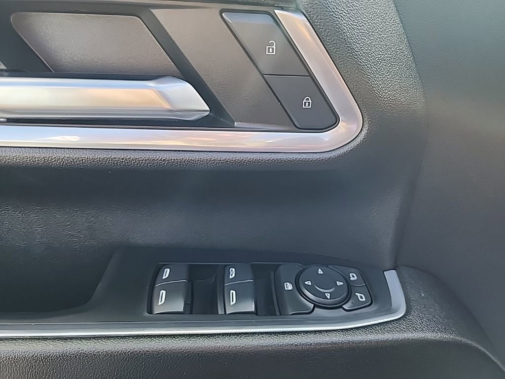 Used 2024 Chevrolet Silverado 2500 LT image 22