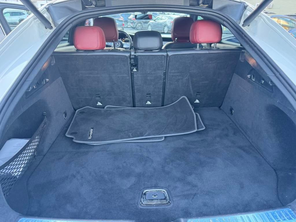 Used 2021 Mercedes-Benz GLC 300 4MATIC Coupe image 11