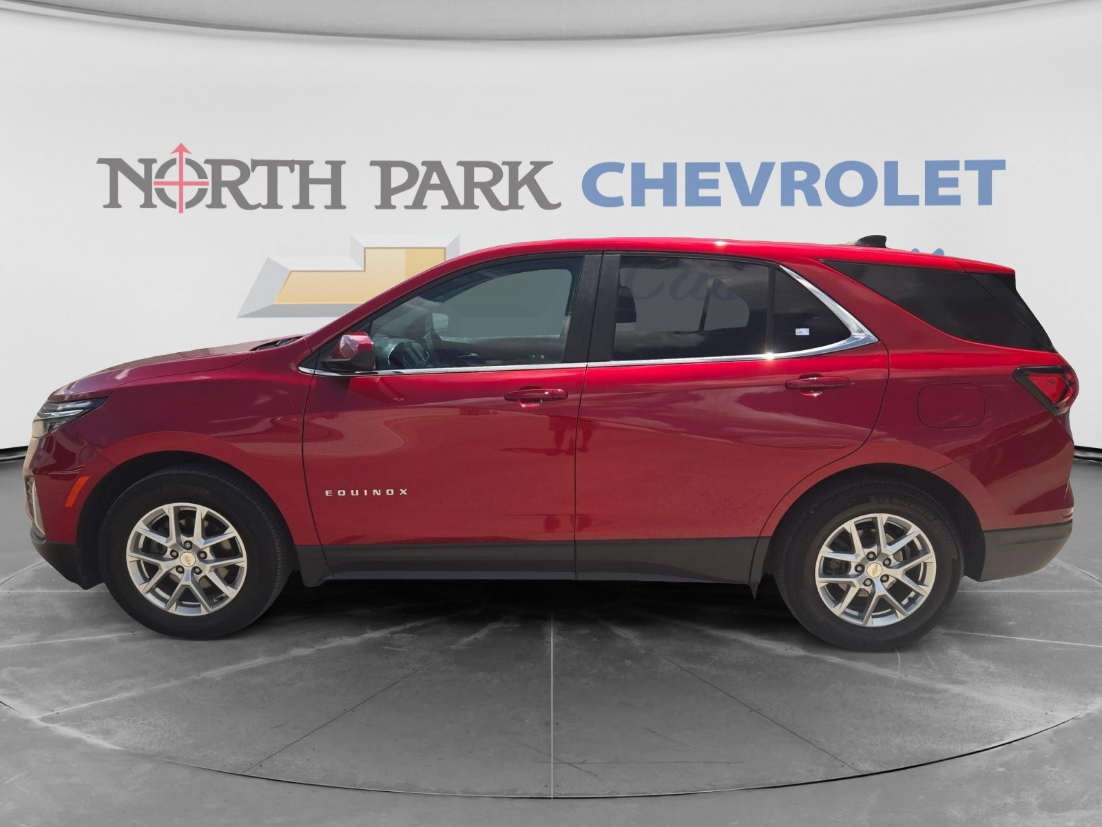 Used 2024 Chevrolet Equinox LT FWD image 6
