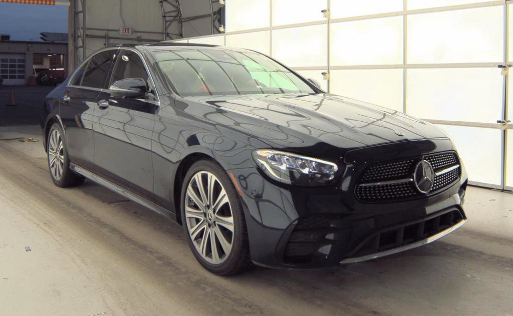 Used 2021 Mercedes-Benz E 350 4MATIC Sedan w/ Premium Package image 2