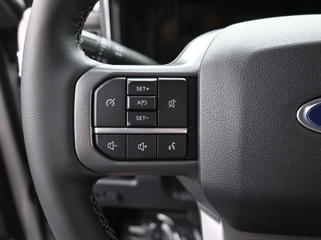 New 2026 Ford F250 Lariat w/ Chrome Package image 11