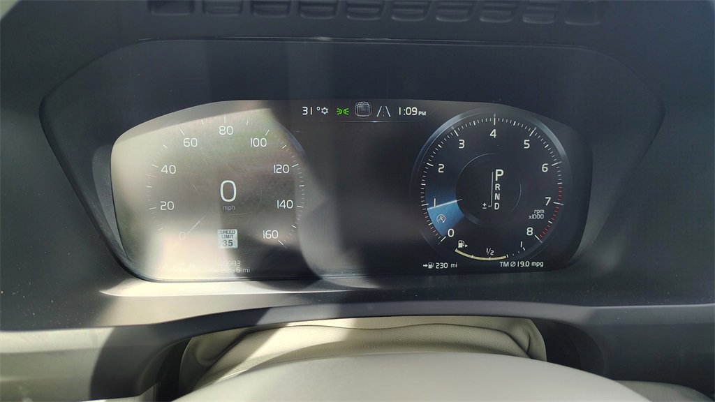 Used 2022 Volvo XC90 T5 Momentum w/ Climate Package image 14