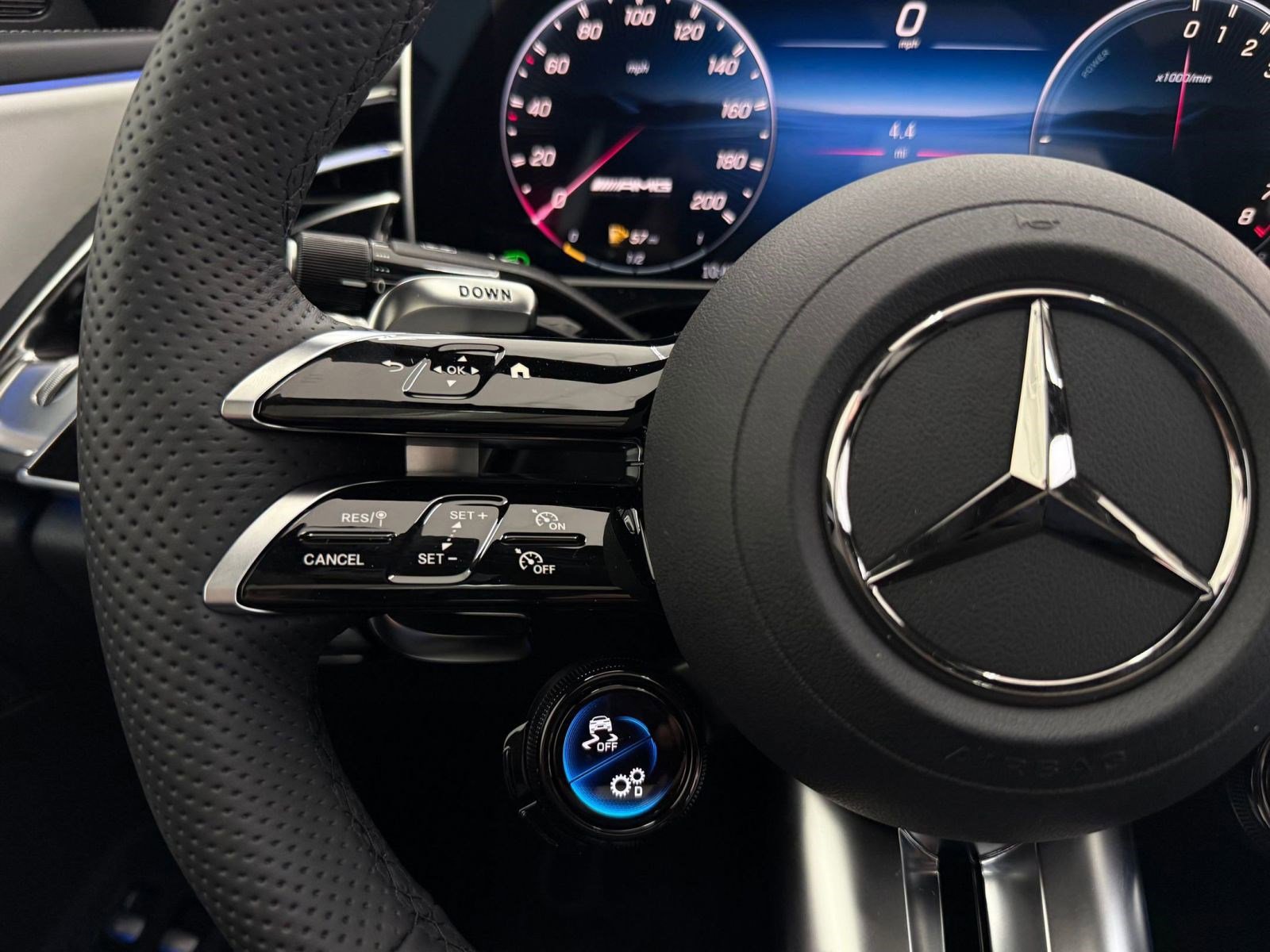 New 2026 Mercedes-Benz E 53 AMG e 4MATIC Sedan image 15