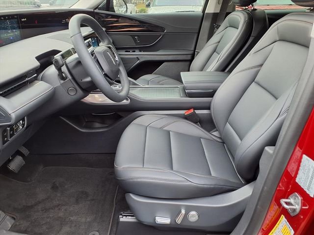 New 2026 Lincoln Nautilus Premier image 7