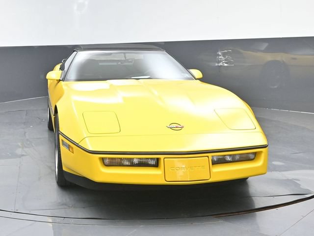 Used 1990 Chevrolet Corvette Convertible RWD image 2