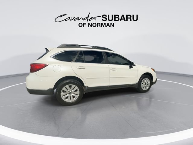 Used 2017 Subaru Outback 2.5i AWD/4WD image 9
