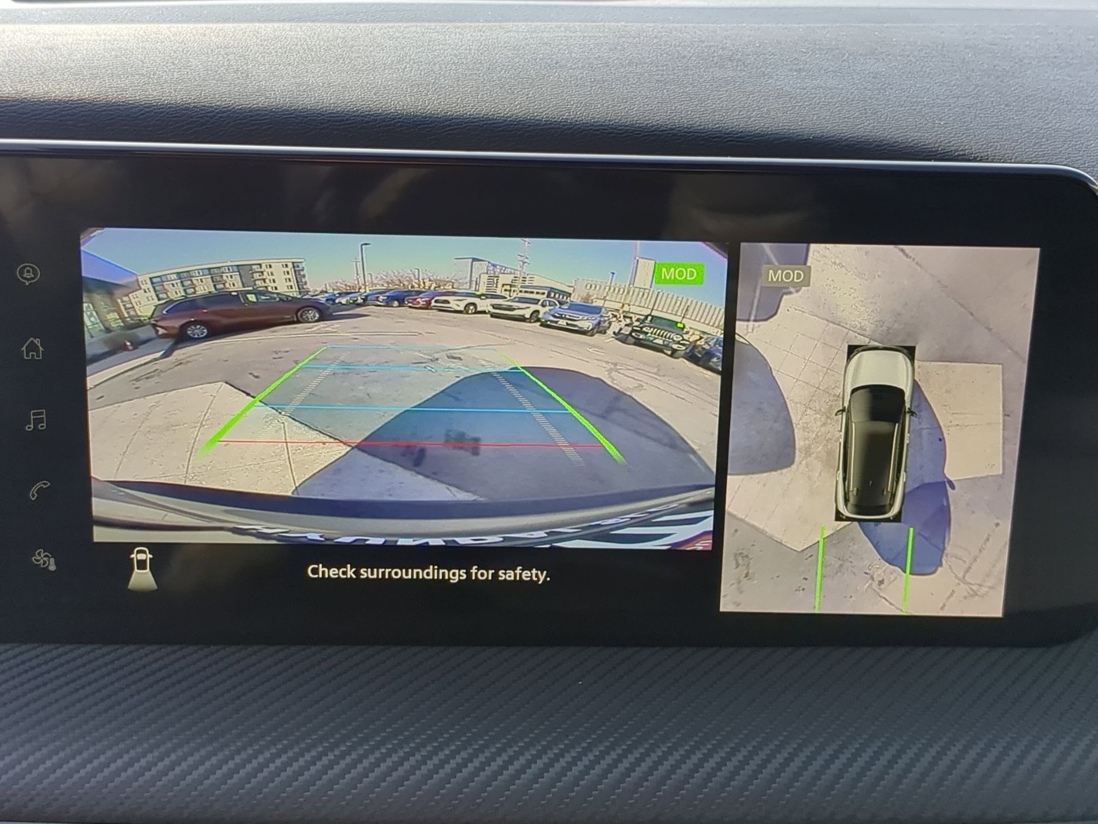 Used 2025 Nissan Kicks SR image 25